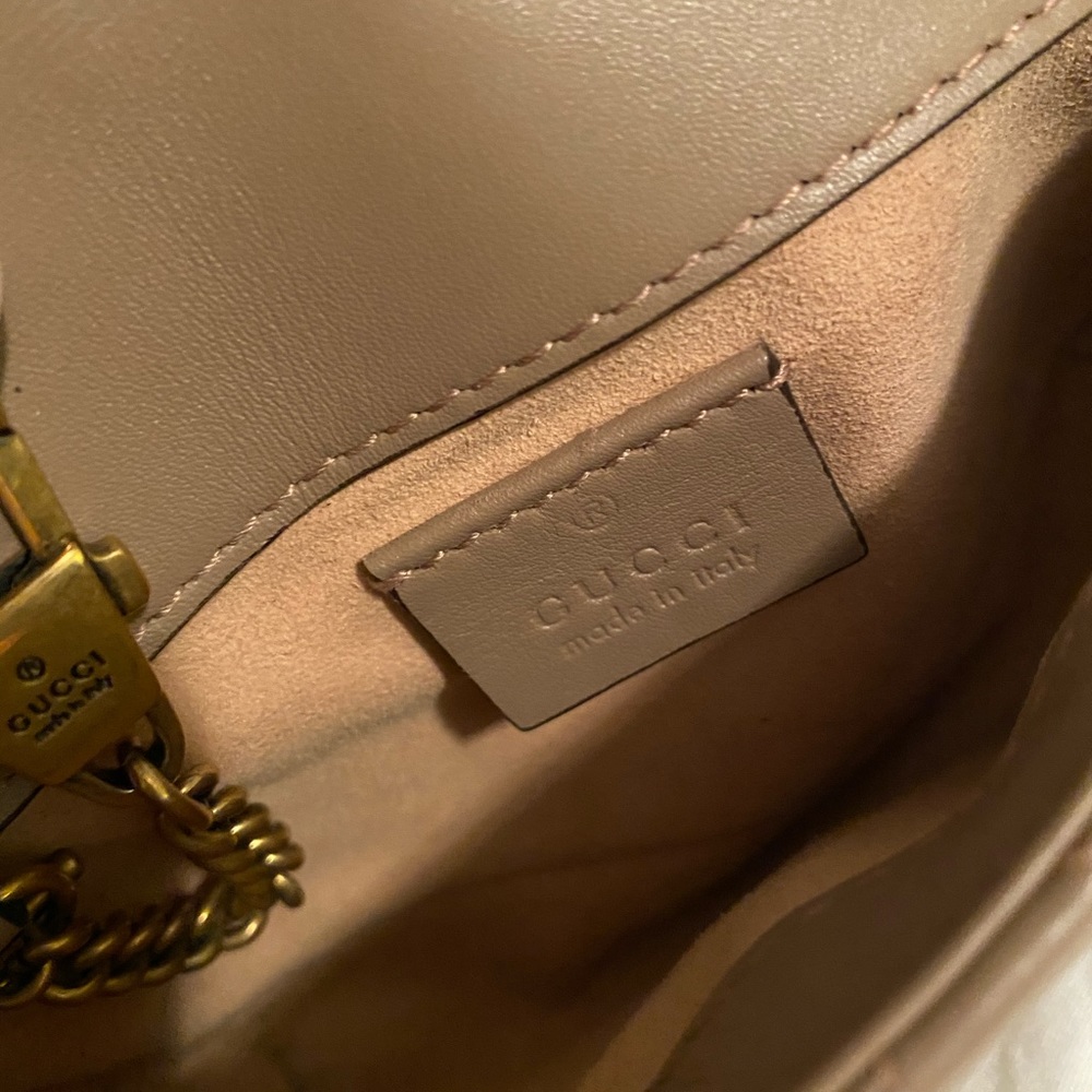 GG Marmont matelassé leather super mini bag